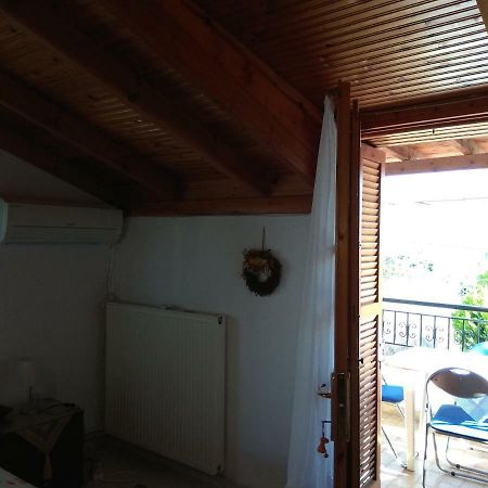 Vila Family Seaside House In Mouries Paralia Dionysiou Exteriér fotografie